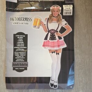 Oktobermiss Costume